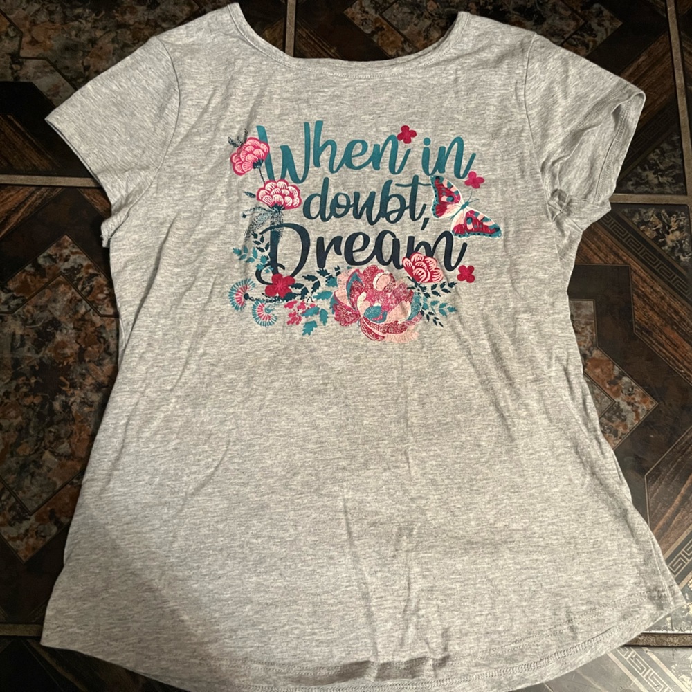 Girls 14-16 tee and 14-16 pants
